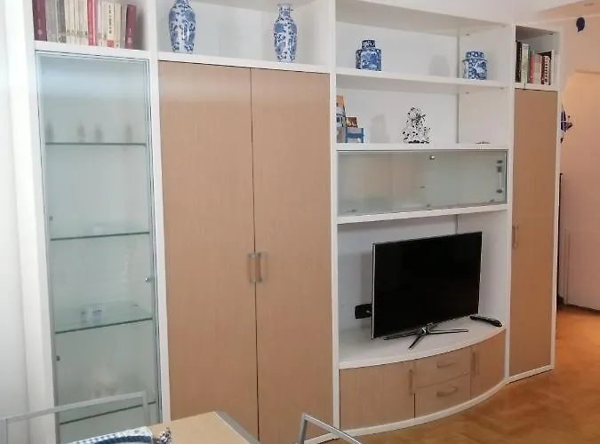 Chiaralice/home: 10 Min Mare - 5 Min Centro Appartamento *