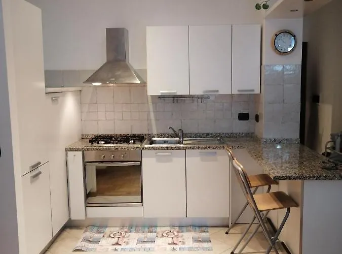 Chiaralice/home: 10 Min Mare - 5 Min Centro *