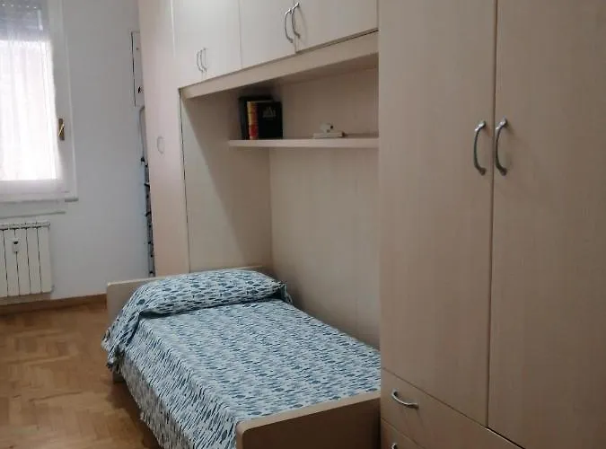 Chiaralice/home: 10 Min Mare - 5 Min Centro キアーヴァリ